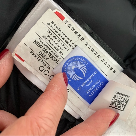 Authentic Canada Goose VICTORIA RED PARKA - Picture 14 of 16